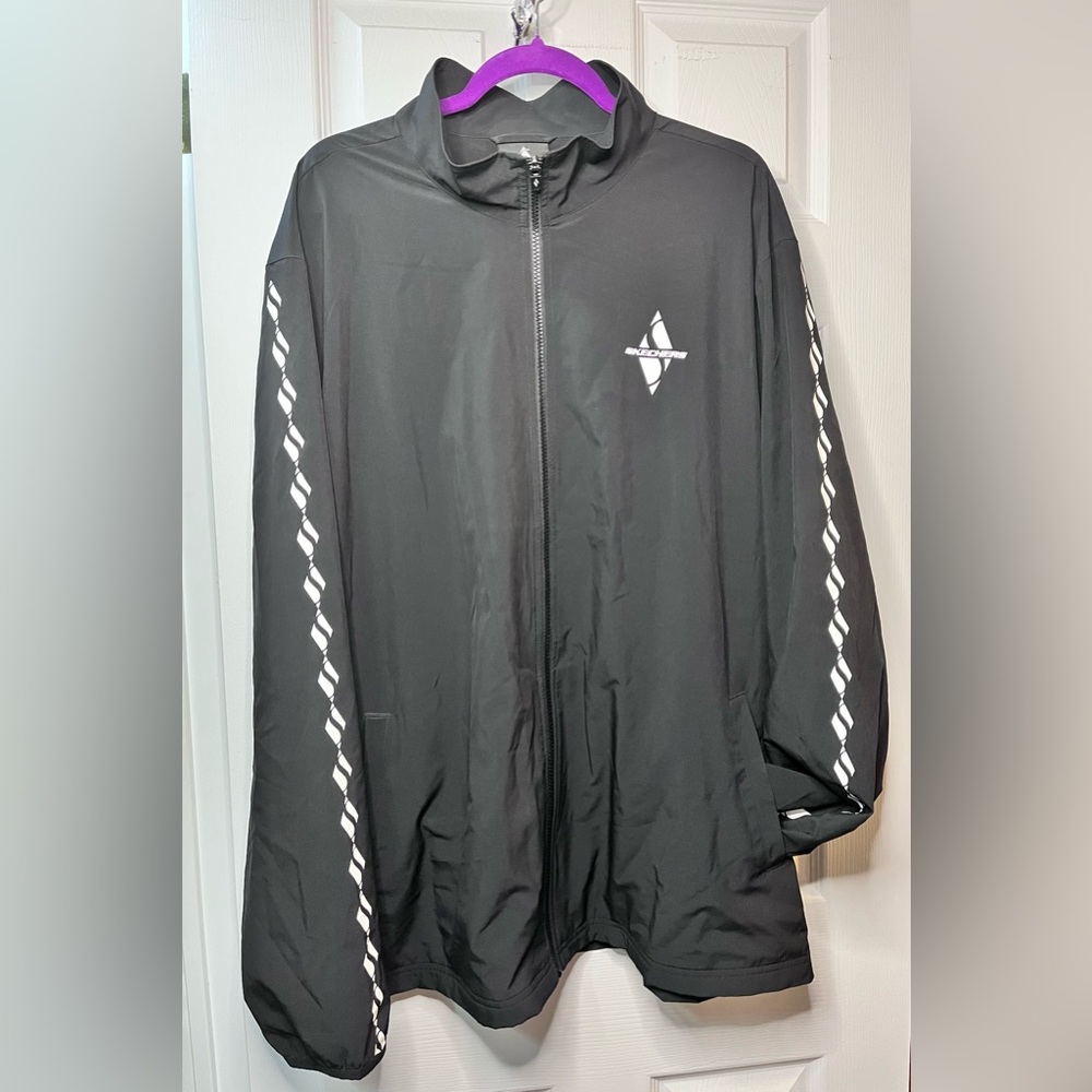 Sketchers Logo Black Windbreaker Athletic Jacket w/ Zip & Pockets - 2XL